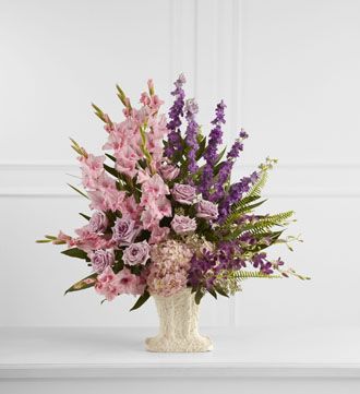 Flowing Garden Arrangement