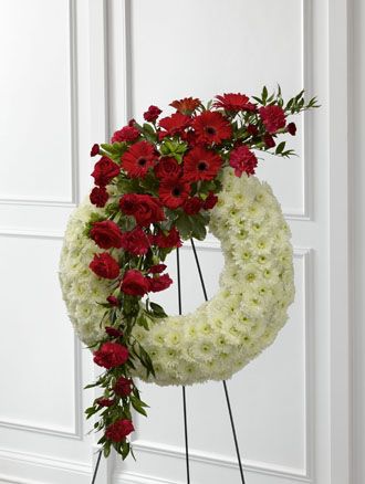 Graceful Tribute Wreath